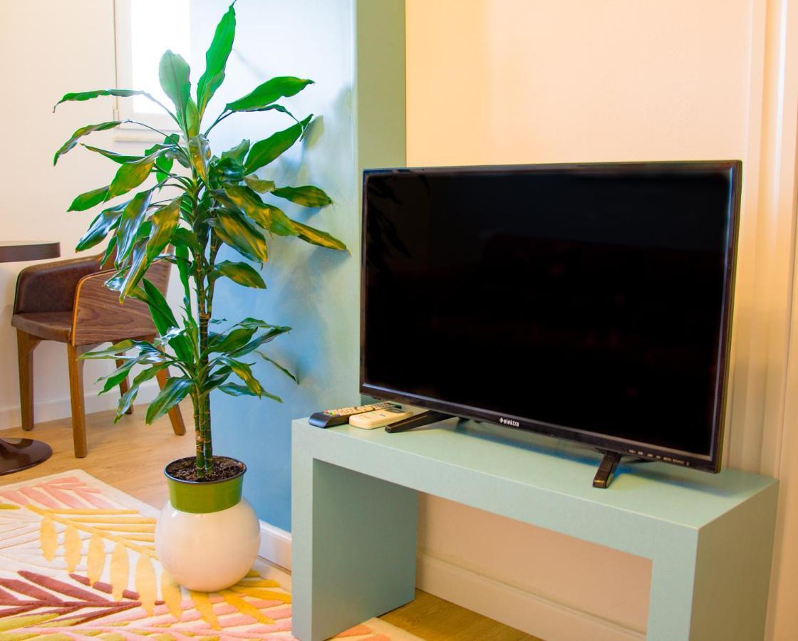 Bright Apartment Close To City Center Tiranë Eksteriør bilde