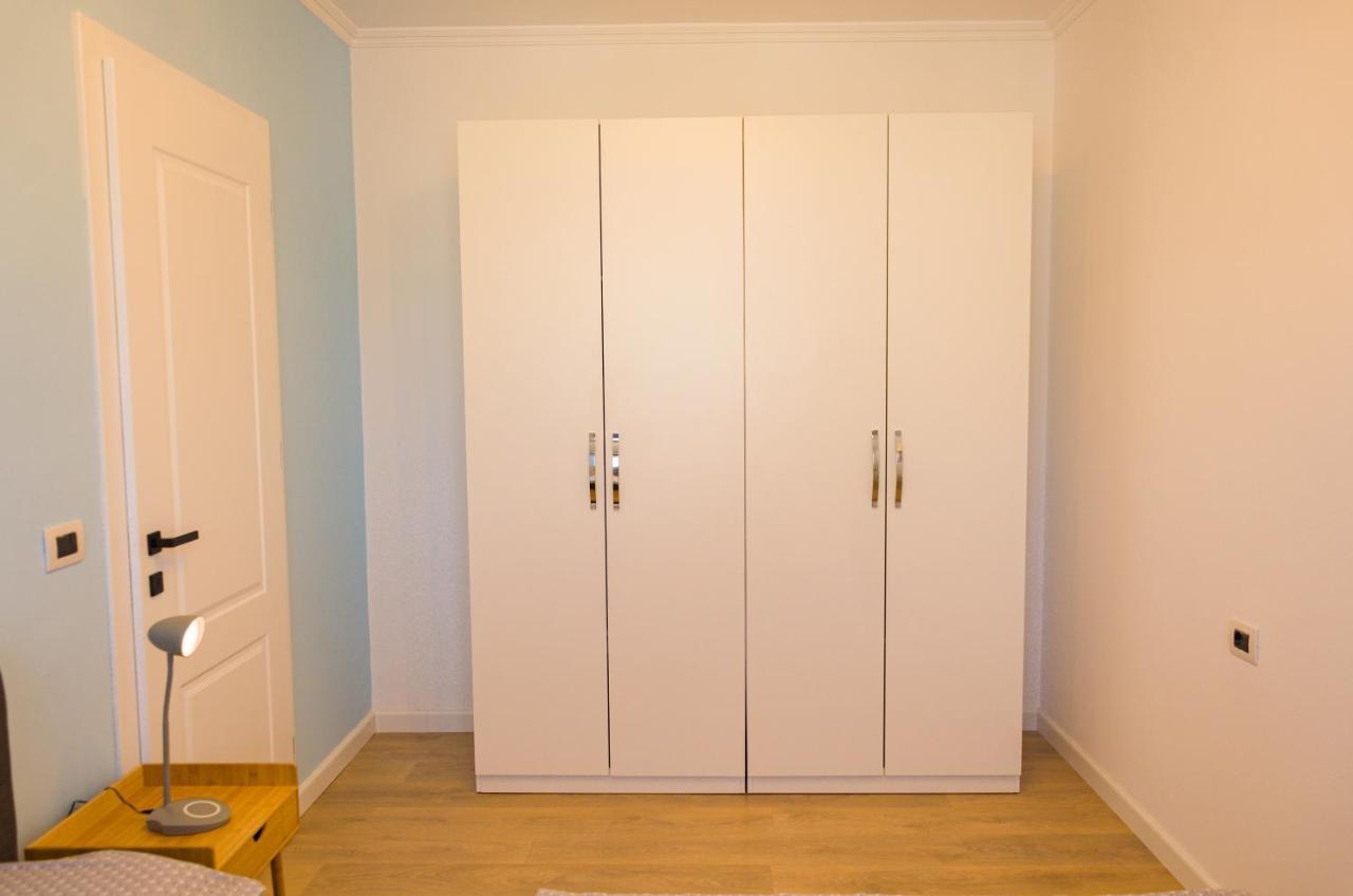 Bright Apartment Close To City Center Tiranë Eksteriør bilde